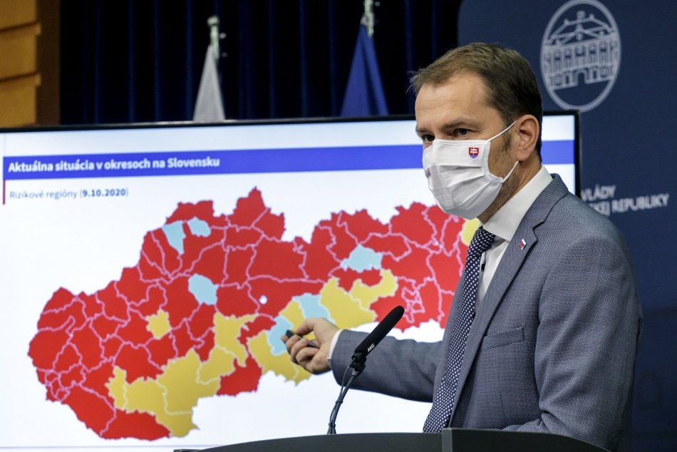 Predseda vlády SR Igor Matovič počas tlačového brífingu k aktuálnej situácii