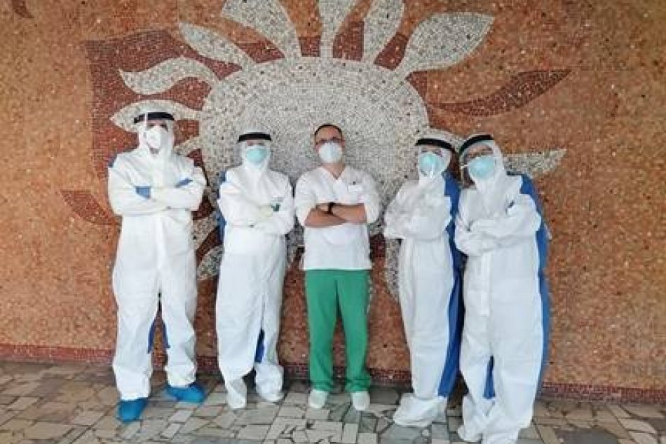 Obrazom: Rožňavská nemocnica otestovala takmer 1800 ľudí