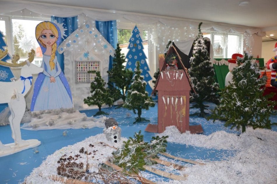 Obrazom: Úchvatná vianočná výzdoba na prešovskej škole