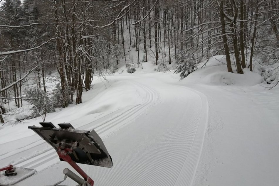 V OBRAZOCH: Sneženie predĺžili bežkársku sezónu v okolí Bystrice