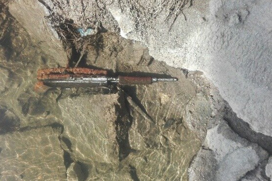 Nález zbraní v rieke Nitra