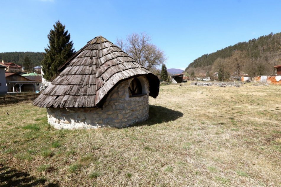 V OBRAZOCH: Archeologický park Kláštorisko v Slovenskej Ľupči