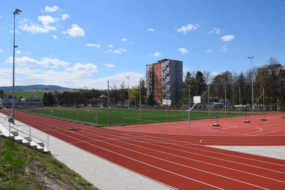 V OBRAZOCH: Breznianske športoviská sa otvárajú