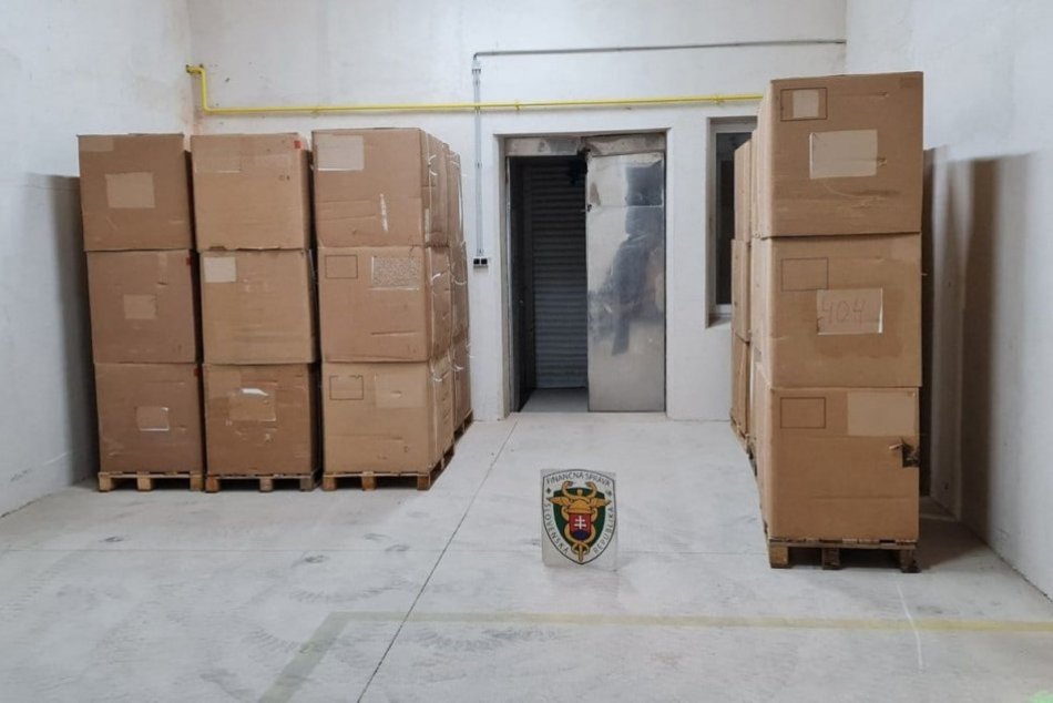 Nelegálna výrobňa cigariet pri Topoľčanoch