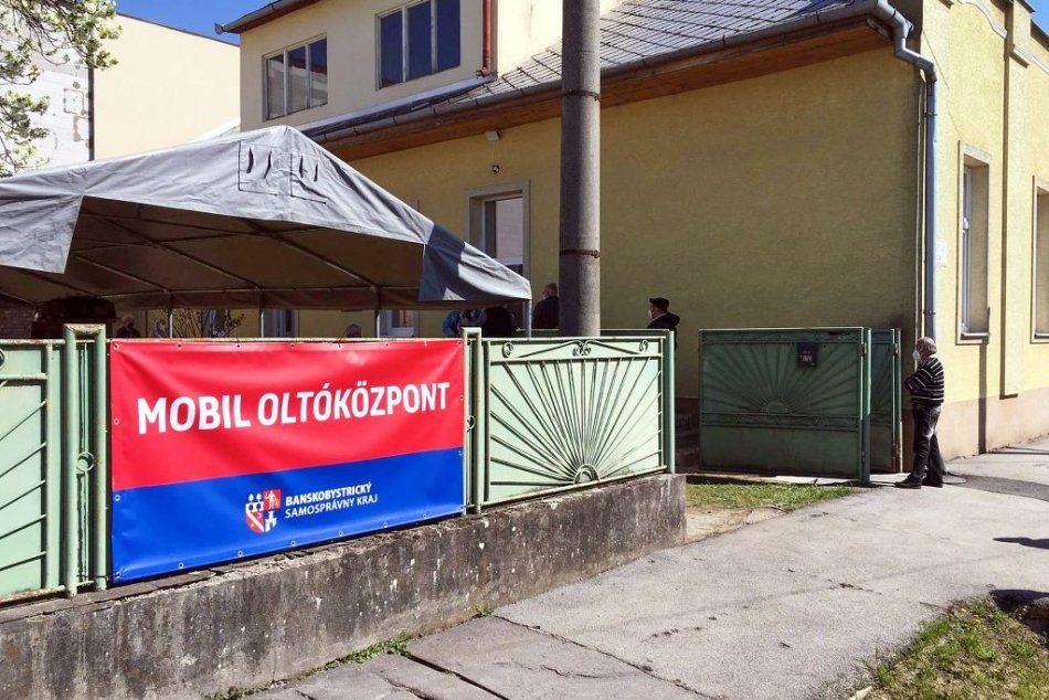 V OBRAZOCH: Mobilné očkovanie v Tornali