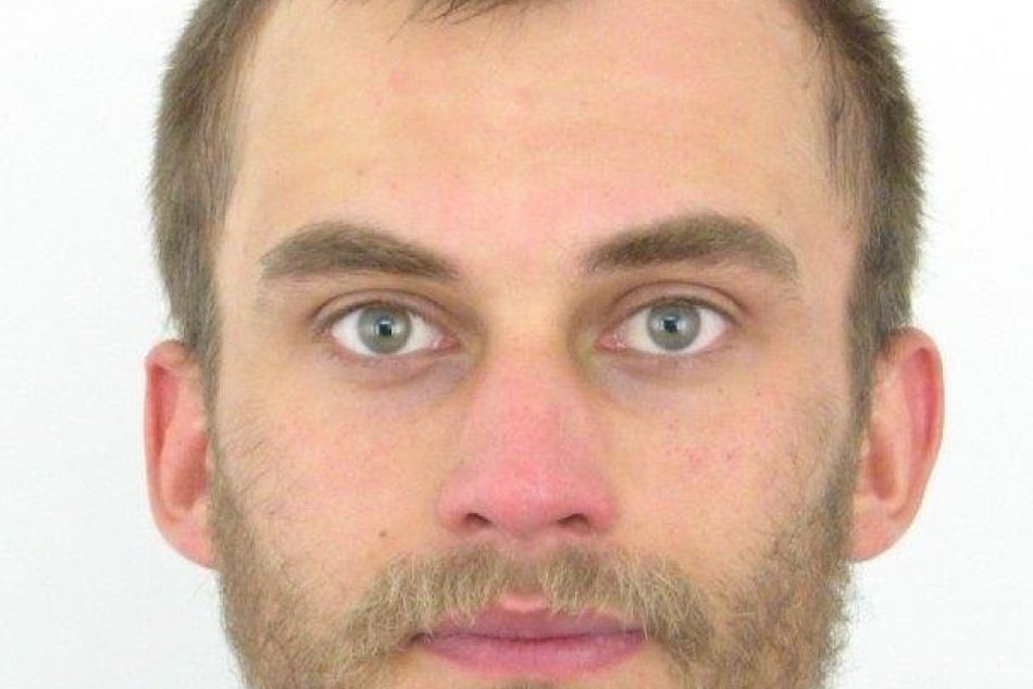 FOTO: Polícia z Považskej pátra po Michalovi, obvinený je z drogového zločinu