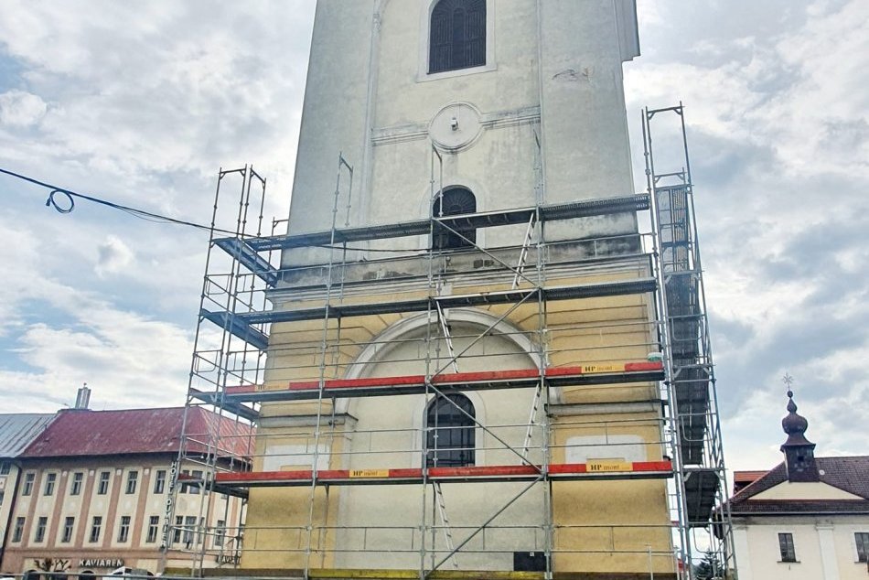 Začala sa obnova breznianskej zvonice
