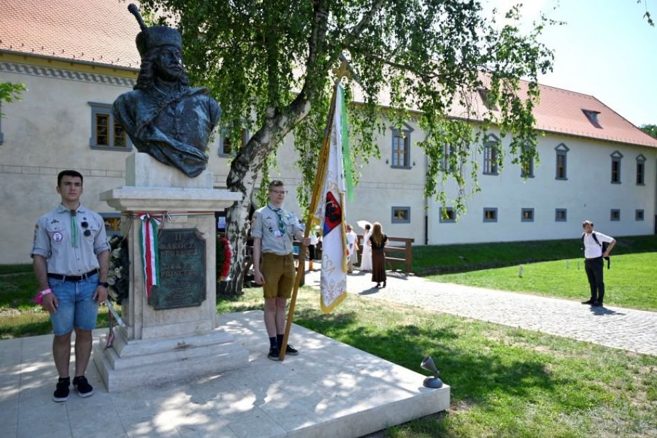 Čaputová s maďarským prezidentom otvorili zrekonštruovaný kaštieľ