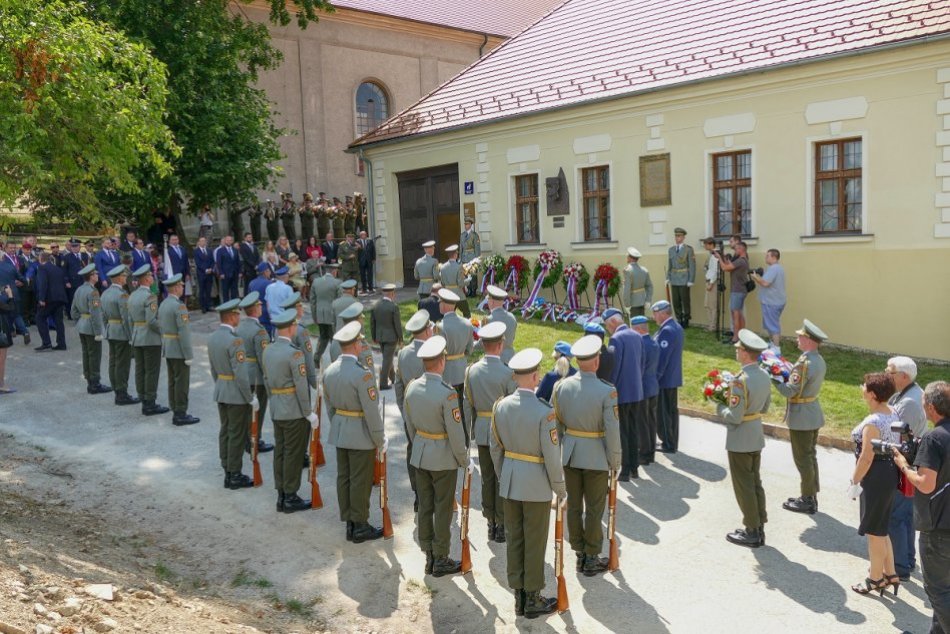 OBRAZOM: Oslavy 141. výročia narodenia generála Milana Rastislava Štefánika