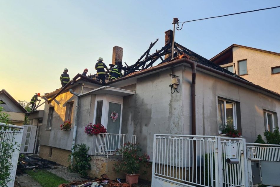 Požiar rodinného domu v Žitavanoch