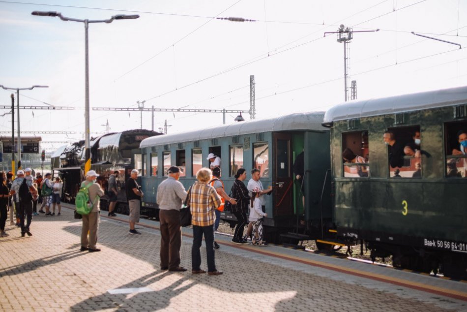 V OBRAZOCH: 150 rokov železničnej trate Zvolen – Fiľakovo oslávili veľkolepo