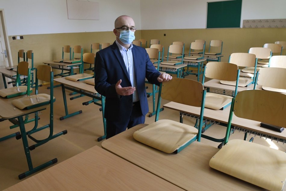 Objektívom: Zatvorené triedy na prešovskom gymnáziu