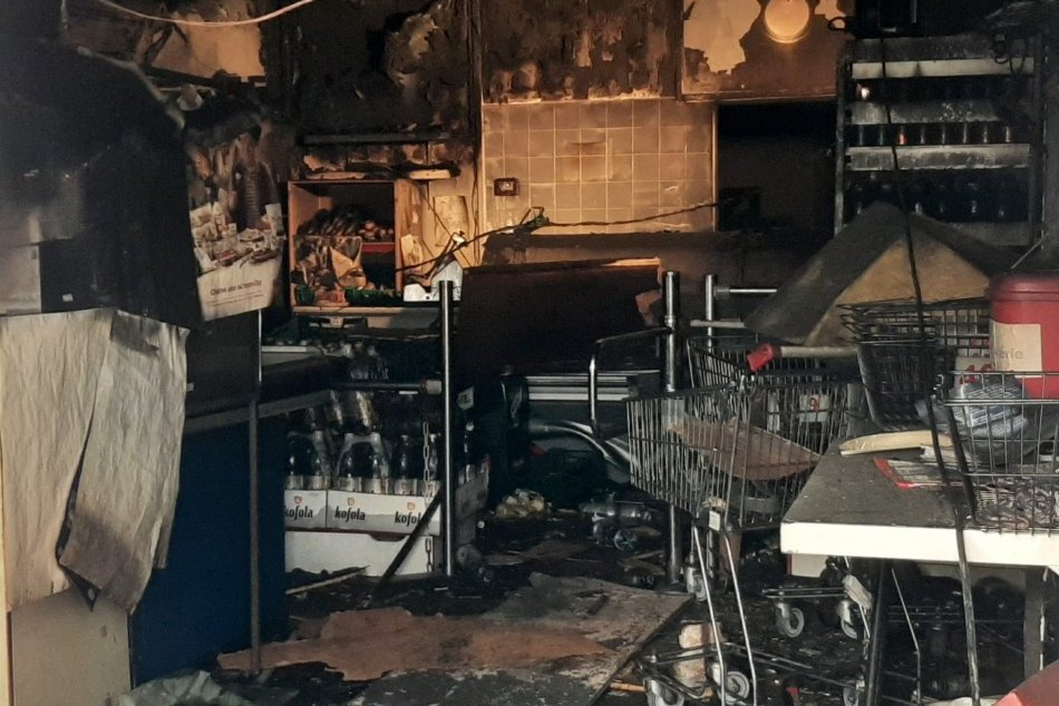 Požiar v potravinách v Trnave