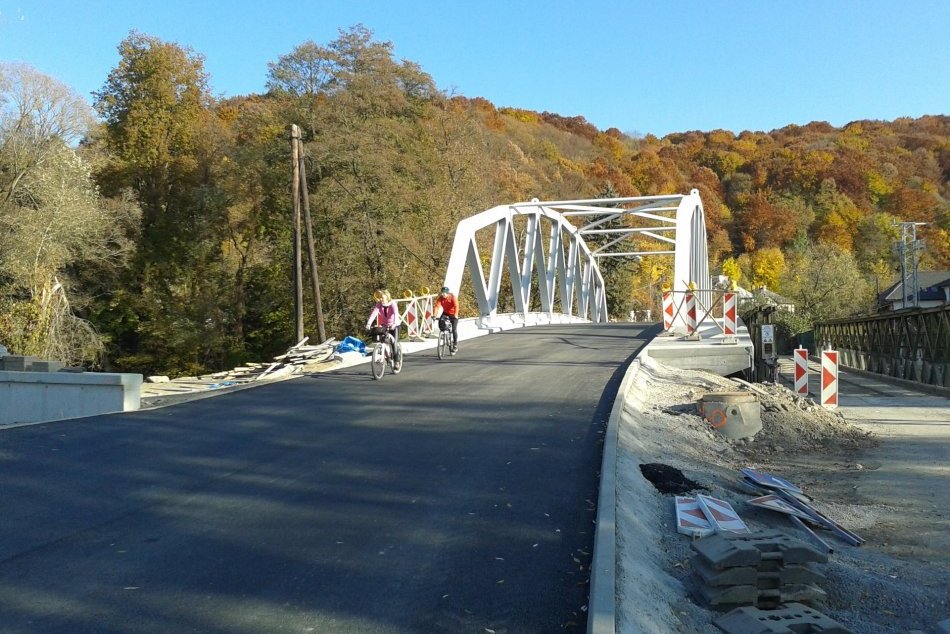 V OBRAZOCH: Most do Iliaša si vyskúšali už aj prví cyklisti