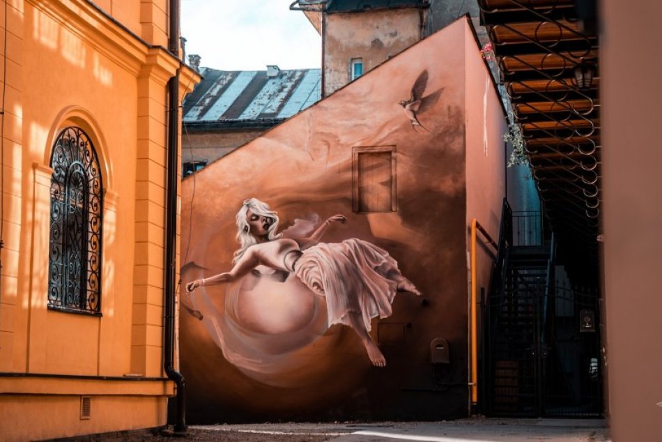 Objektívom: Tri muraly v Prešove majú parádne skrášlenú fasádu