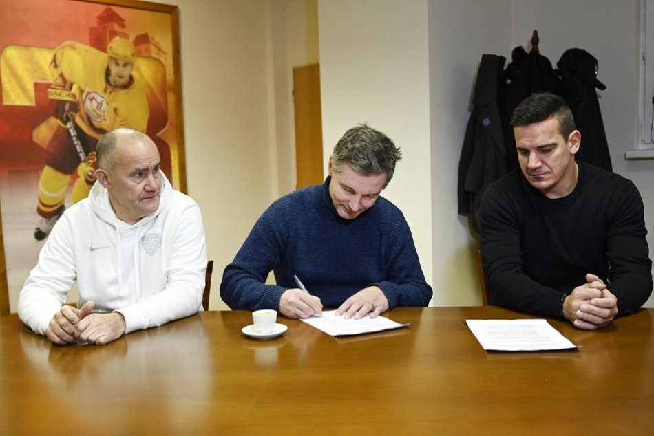 FOTO: Duklu Trenčín povedie Lehterä, podpísal zmluvu do konca sezóny