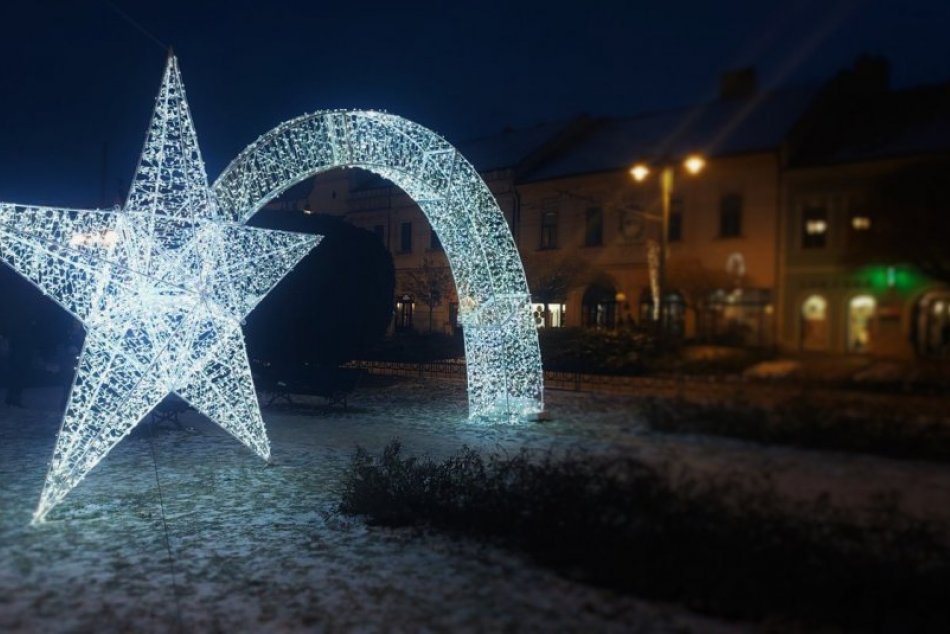 Objektívom: Vianočné ozdoby v Prešove pre sezónu 2021