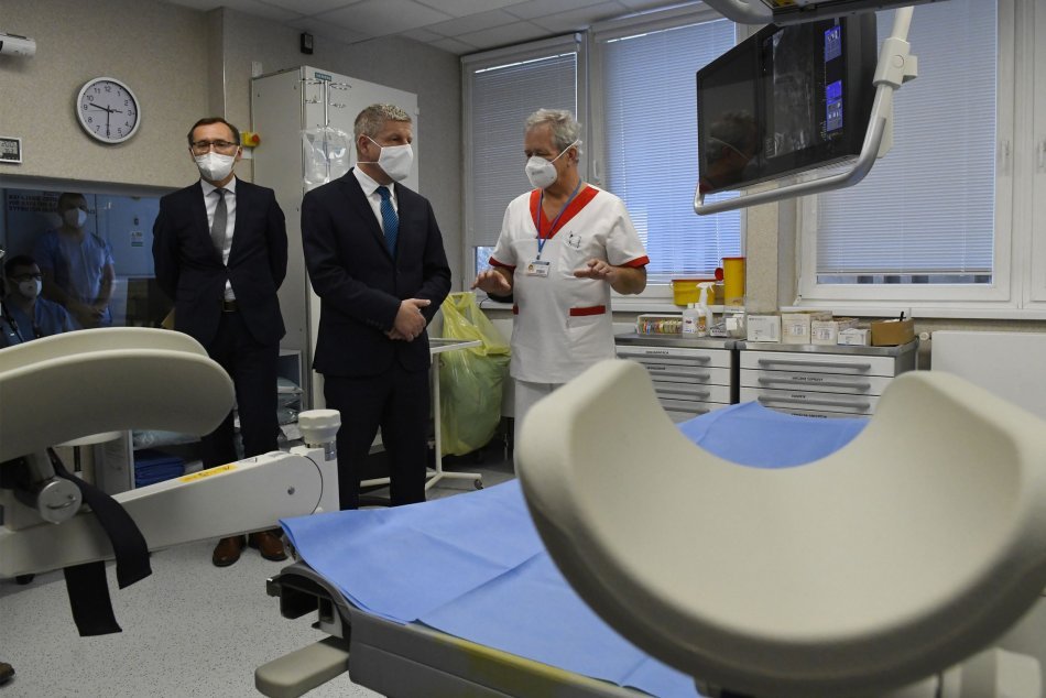 FOTO: Novootvorené centrum v prešovskej nemocnici navštívil minister Lengvarský
