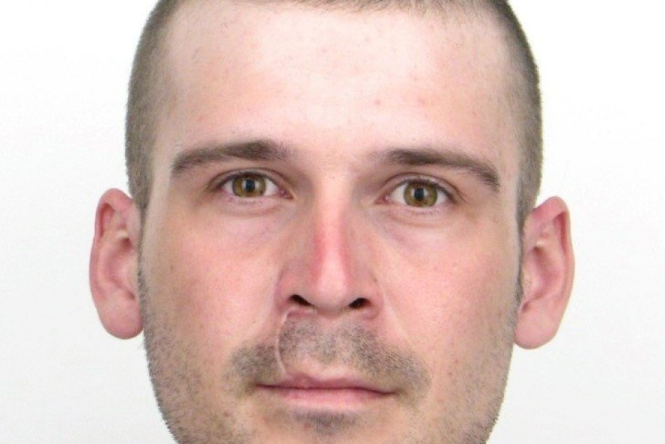 FOTO: Polícia pátra po nezvestnom Andrejovi Kopuncovi z Prievidze