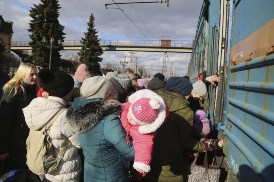 Evakuácia do Ruska v meste Debaltseve na Ukrajine