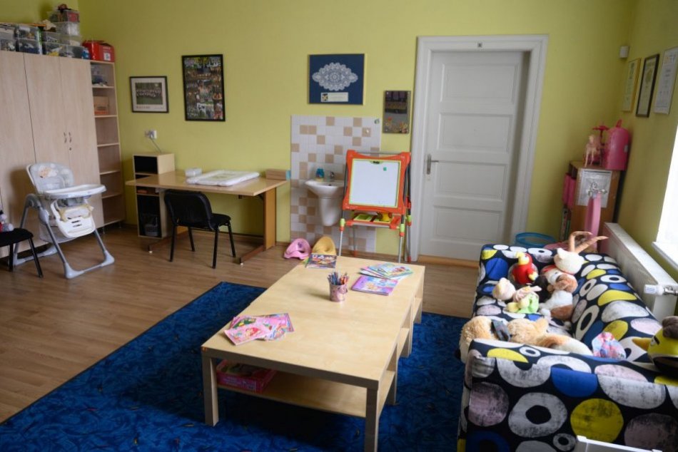 OBRAZOM: Utečenci z Ukrajiny nájdu pomoc v Domine