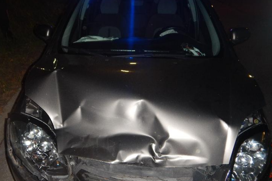 V OBRAZOCH: Večerná nehoda na diaľnici si vyžiadala dve zranenia