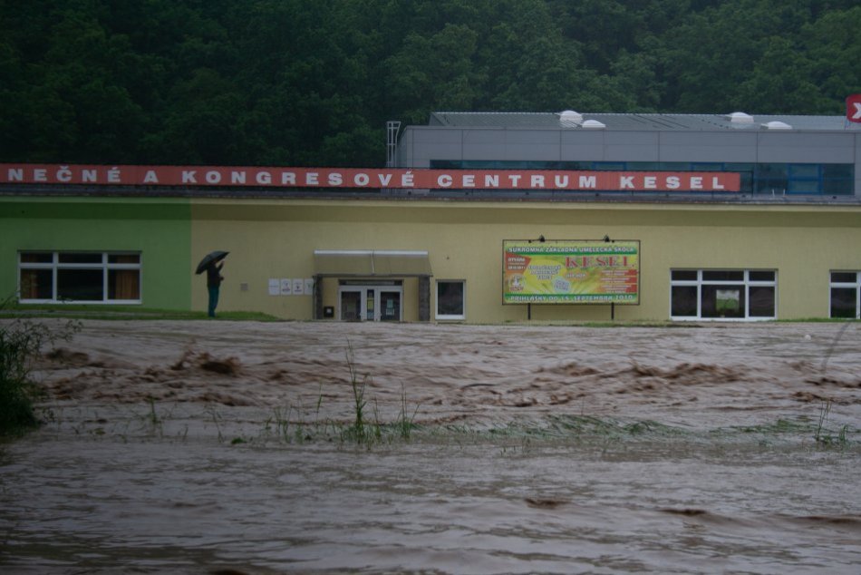 Objektívom: Nepríjemné spomienky na rok 2010, Šariš postihli mohutné záplavy