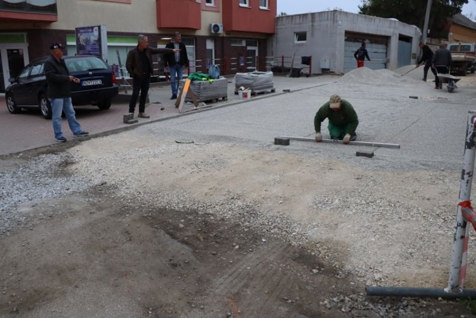 Práce na Fajkovej ulici