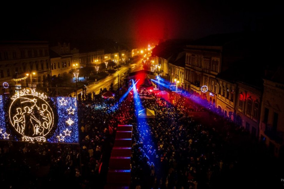Objektívom: Štefanskú zábavu v Prešove si nenechalo ujsť množstvo návštevníkov