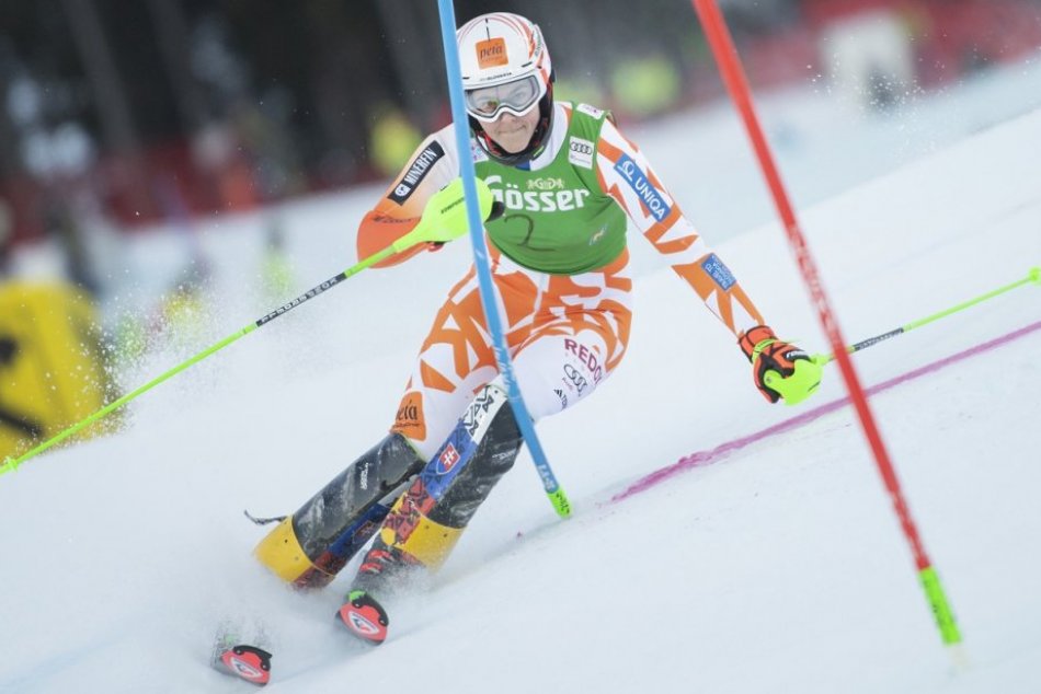 Vlhová skončila v nočnom slalome štvrtá: Shiffrinová zavŕšila víťazný hetrik