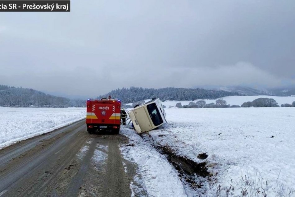 Objektívom: Nepriaznivé počasie spôsobilo na východe nehody