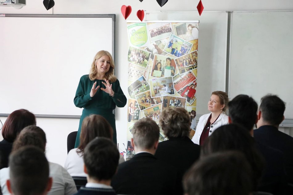 Prezidentka Zuzana Čaputová v Nových Zámkoch