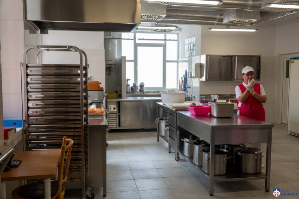 Objektívom: Jedáleň aj kuchyňa v popradskej škole prešli rekonštrukciou