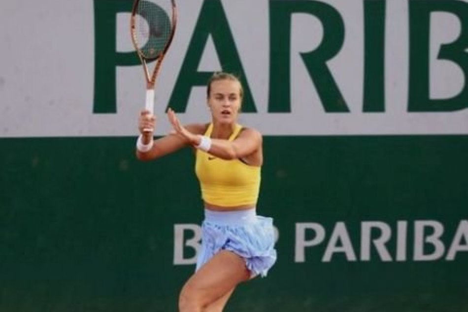 Tenistka Schmiedlová na turnaji v Paríži žiari