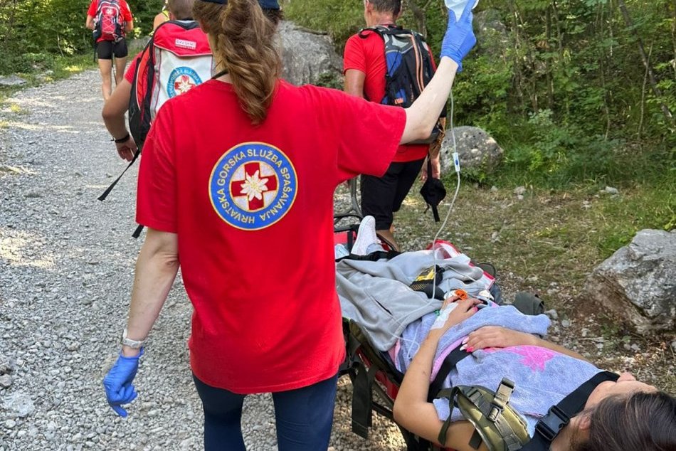 Objektívom: Pôrod v horách, ktorý nečakal nikto, ani turistka z Luxemburska