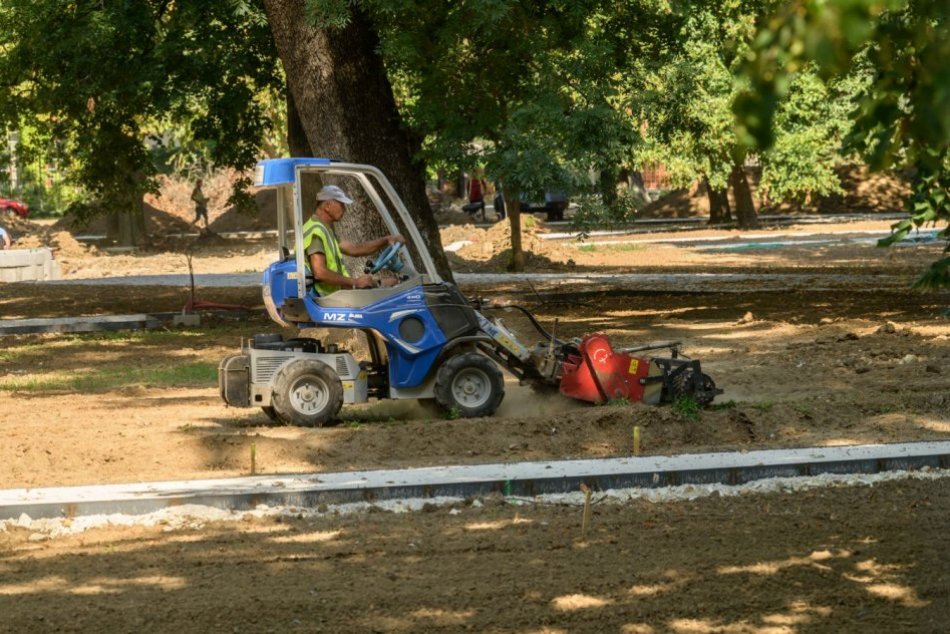 V Nitre pokračuje revitalizácia parku
