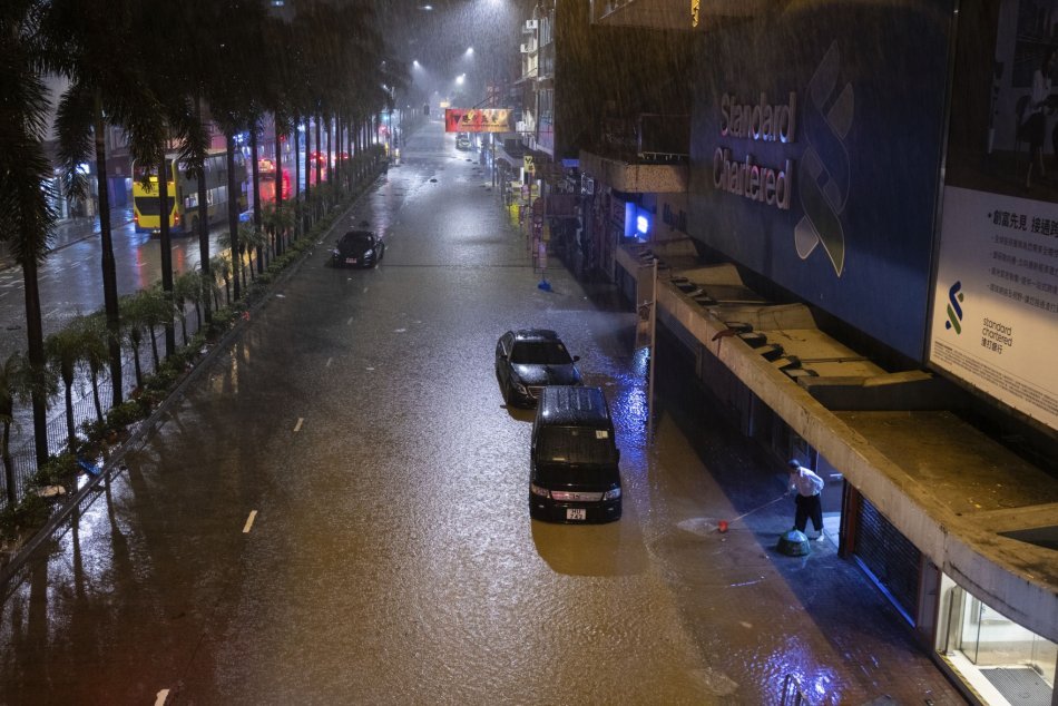 Hongkong zasiahli najsilnejšie dažde za 140 rokov