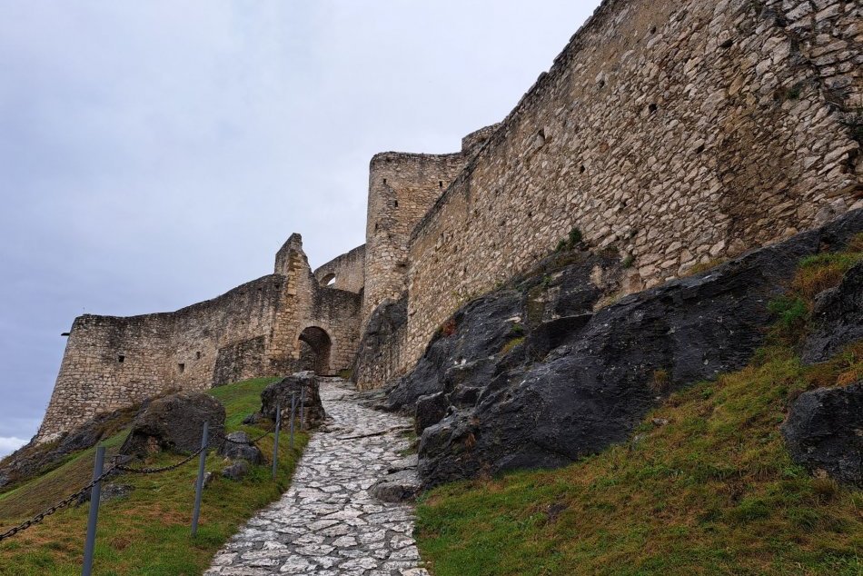 Rekonštrukcia Spišského hradu