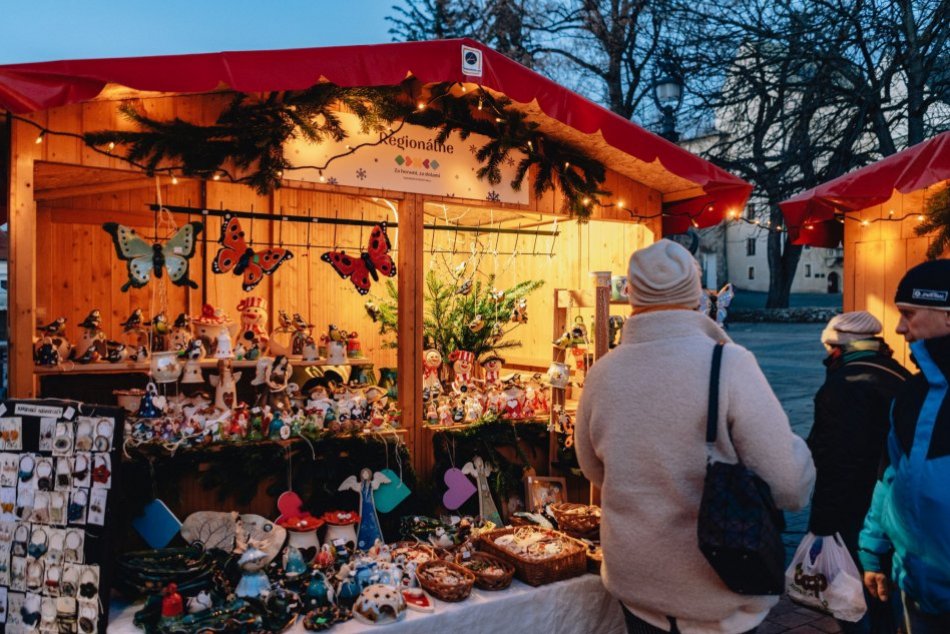 V OBRAZOCH: Regionálne vianočné trhy v Banskej Bystrici