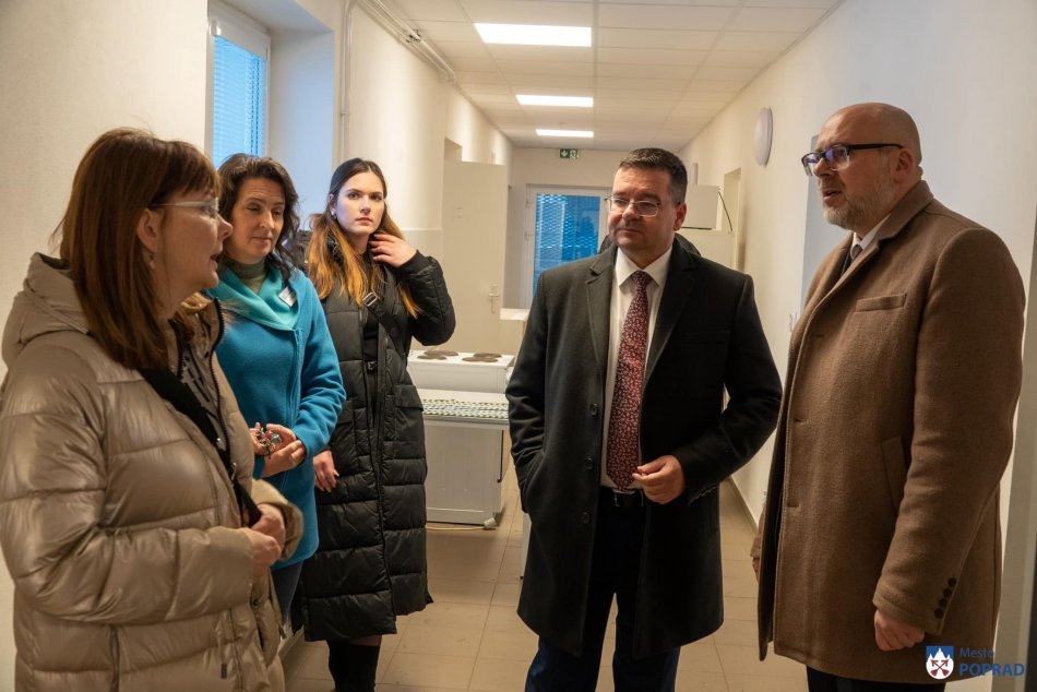 Objektívom: Nocľaháreň v Poprad navštívil štátny tajomník Kaliňák
