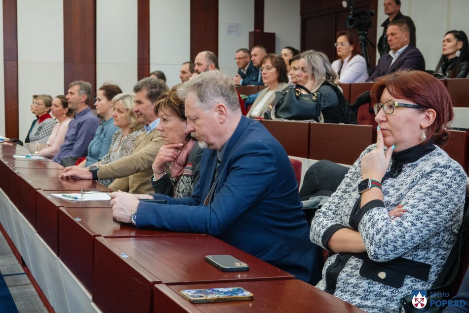 Objektívom: Rokovanie v Poprade kvôli gangu mladistvých