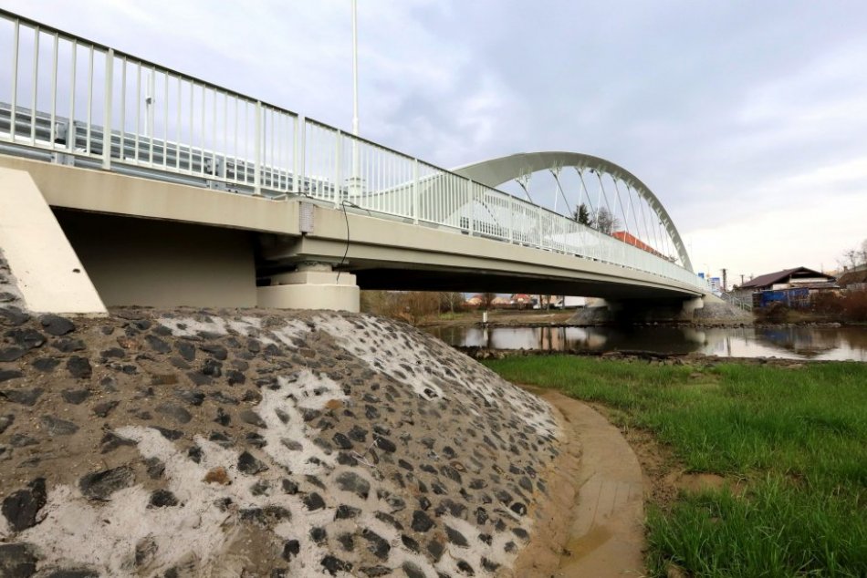 Otvorenie nového cestného mosta medzi obcami Ipeľské Predmostie a Drégelypalánk