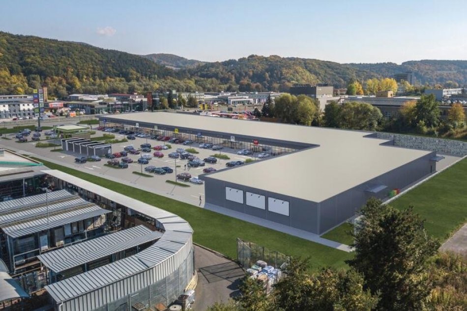 V OBRAZOCH: V Bystrici vyrastá nové nákupné centrum OC Klokan