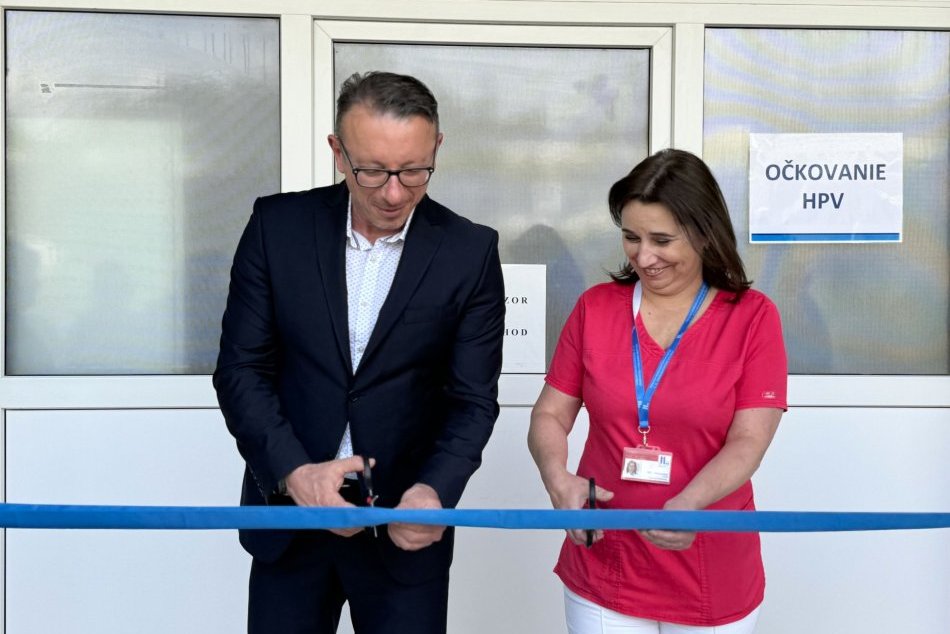 V OBRAZOCH: Prvé vakcinačné centrum v BBSK proti vírusu HPV