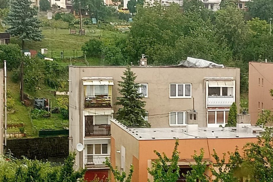 The storm in Vranov nad Topľou caused several damages