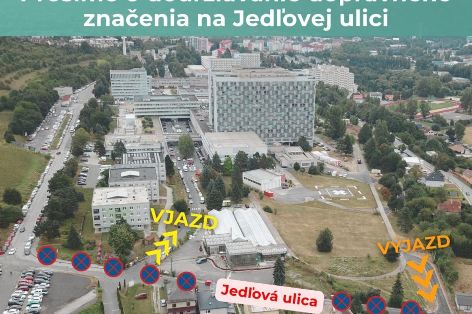 Vodiči ignorujú zákaz státia pri nemocnici