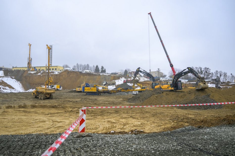 Práce na vojenskej nemocnici v Prešove pokročili