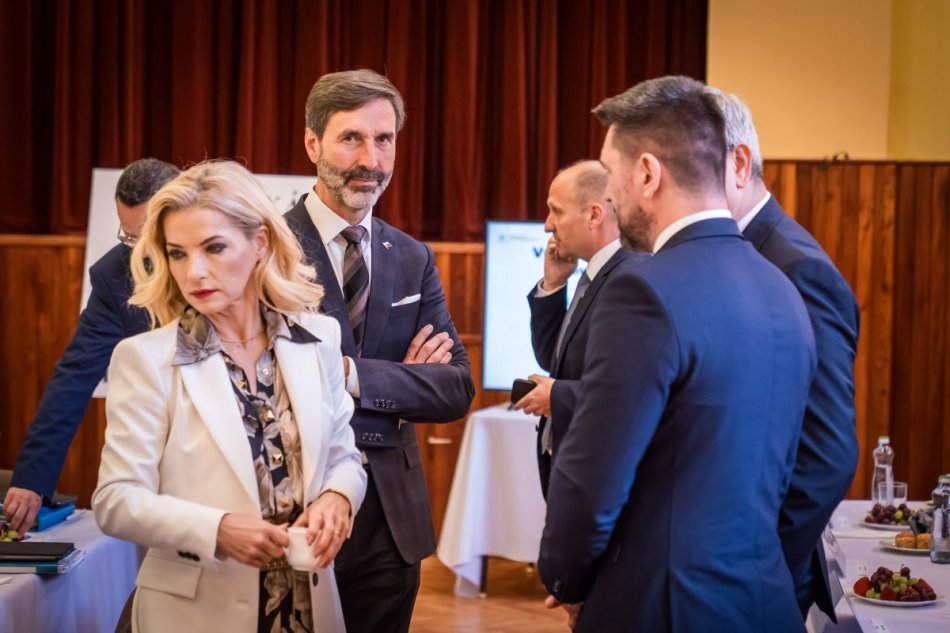 V OBRAZOCH: Výjazdové rokovanie vlády v Malej Lehote