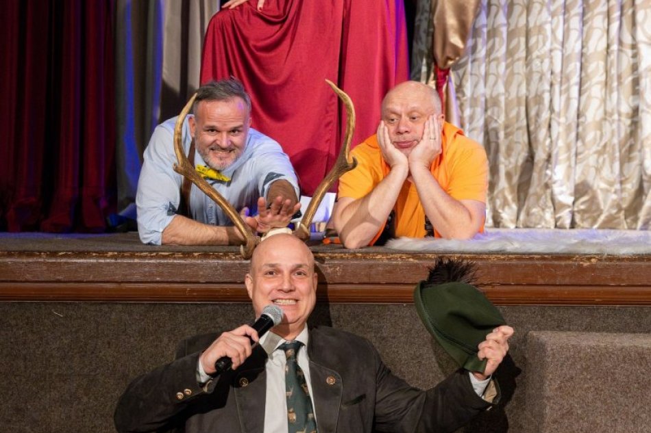 Bláznivá komédia Moji drahí chlapci