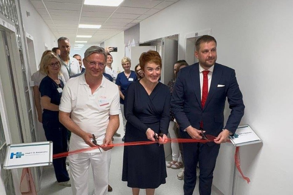V OBRAZOCH: V Rooseveltovej nemocnici otvorili zrekonštruované pôrodné sály